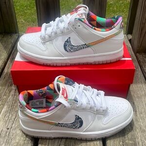 Nike Dunk Low “White Multi Color Paisley” Size 5y/6.5 Women’s